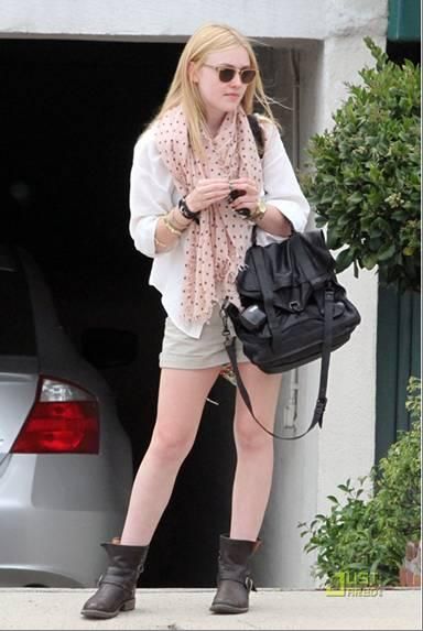 Dakota Fanning in Ann Taylor's Polka-Dot Oversized Cashmere Scarf